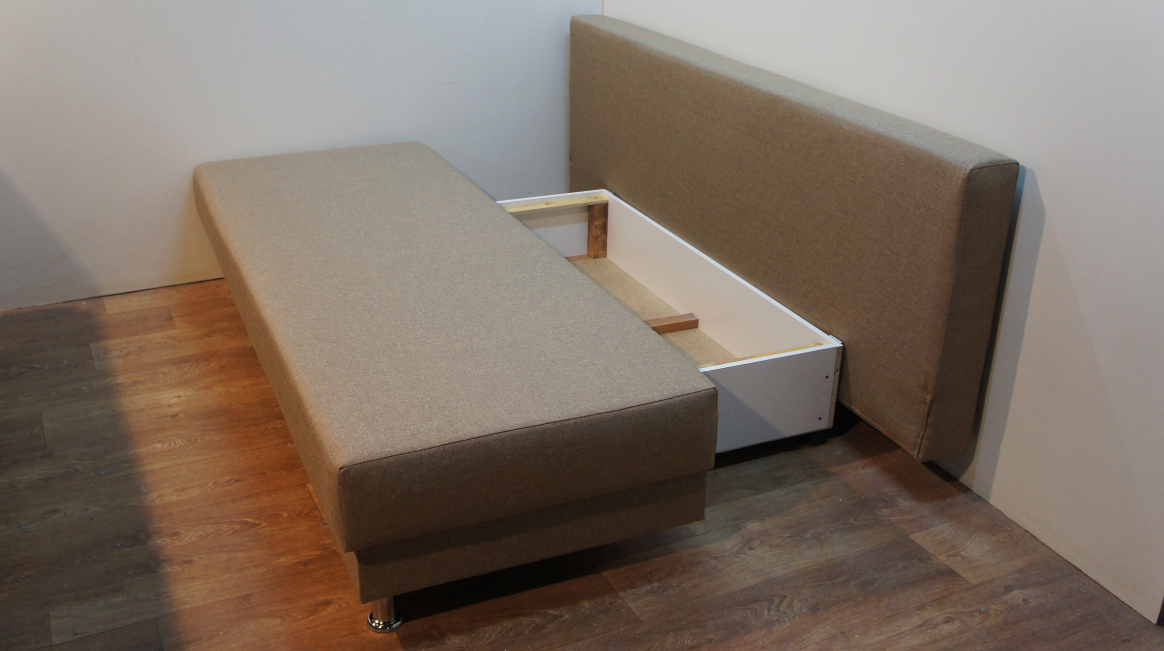 Диван Кельн