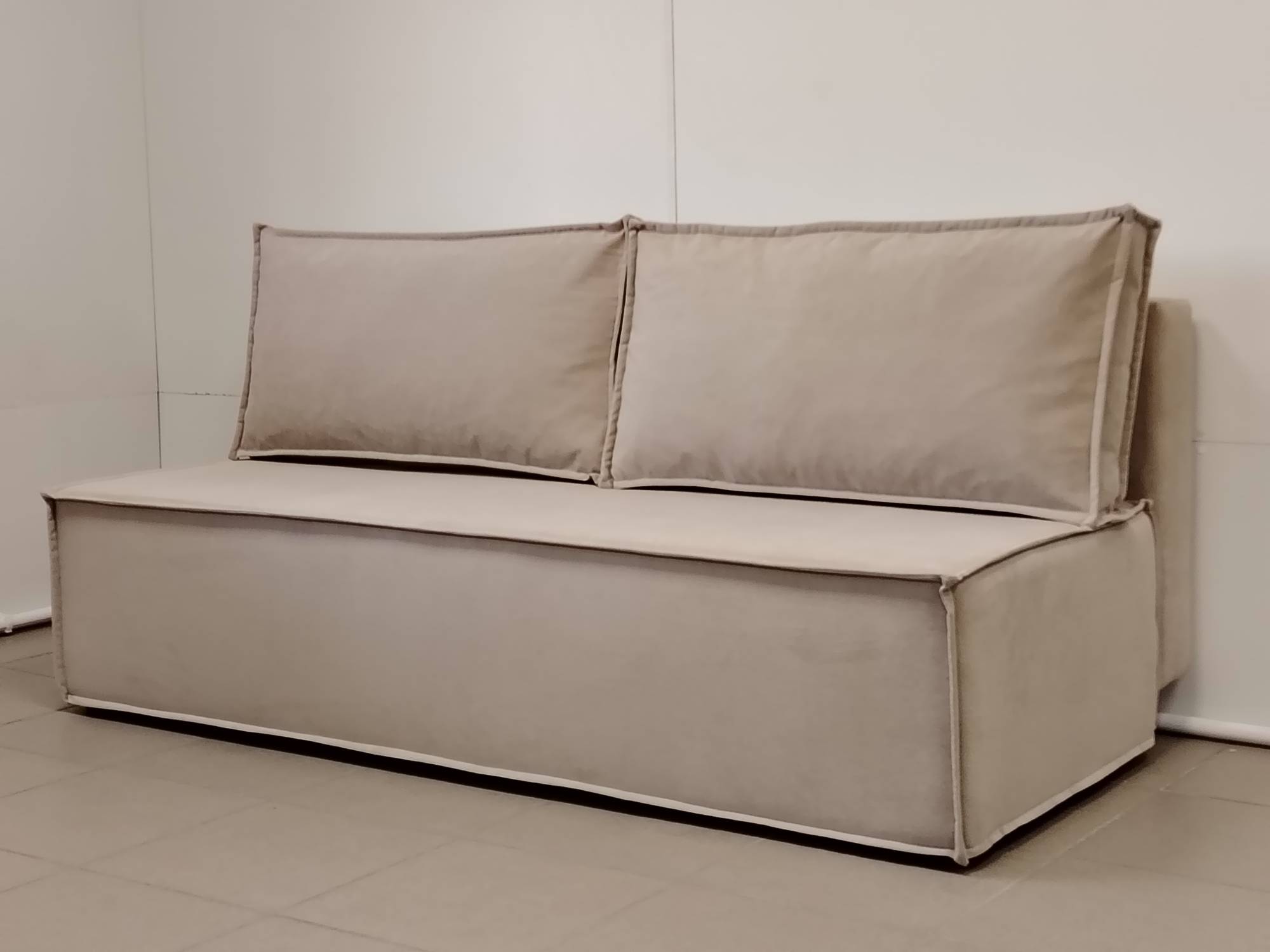 диван Ривьера