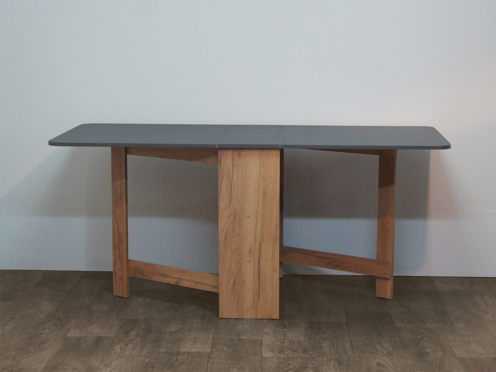 407 Стол книжка 